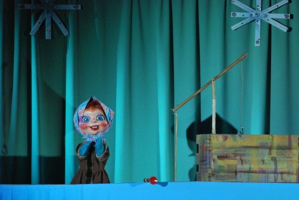 Камерный театр кукол «Два арлекина» показал  в Ясной Поляне спектакль по мотивам русской народной сказки «Морозко» (2)