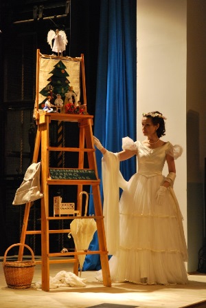 К празднику Рождества в Ясной Поляне  показали музыкальный моноспектакль «Разумеется, да... Игра в куклы» 2