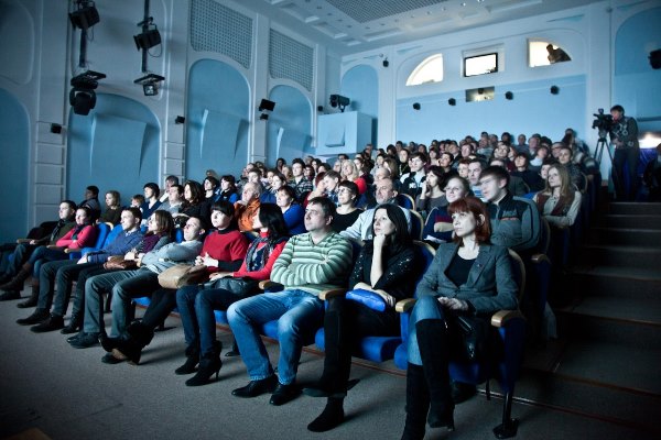 Показ и обсуждение фильма "Как я провёл этим летом" в ДК Ясная Поляна 3